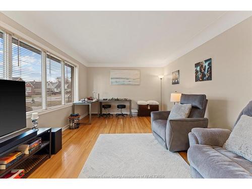 2496 Meldrum, Windsor, ON 