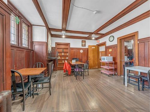 801 Victoria Avenue, Windsor, ON 