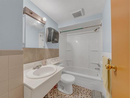 801 Victoria Avenue, Windsor, ON 