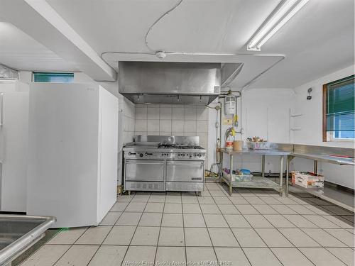 801 Victoria Avenue, Windsor, ON 