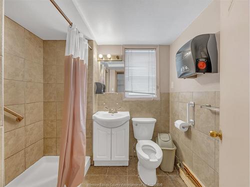 801 Victoria Avenue, Windsor, ON 