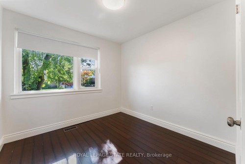 103 Wise Crescent, Hamilton, ON - Indoor Photo Showing Other Room