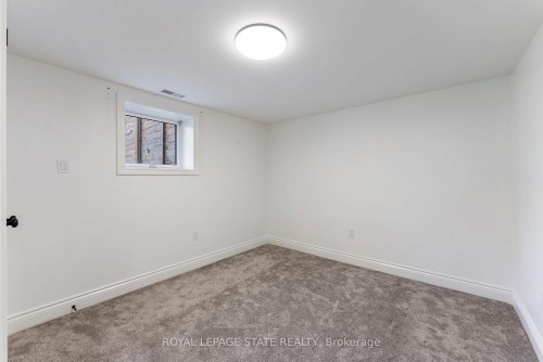 103 Wise Crescent, Hamilton, ON - Indoor Photo Showing Other Room