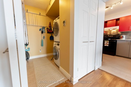 47-16 Fourth Street, Orangeville, ON - Indoor Photo Showing Laundry Room