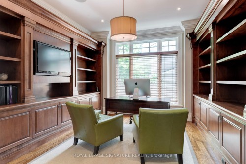 71 Ennisclare Drive W, Oakville, ON - Indoor Photo Showing Other Room