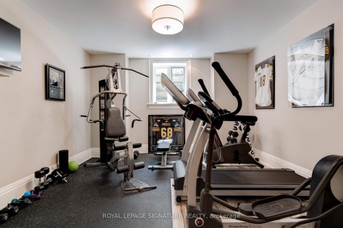 71 Ennisclare Drive W, Oakville, ON - Indoor Photo Showing Gym Room