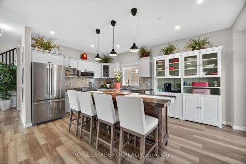 2 Irwin Crescent, New Tecumseth, ON - Indoor