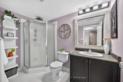 2 Irwin Crescent, New Tecumseth, ON - Indoor Photo Showing Bathroom