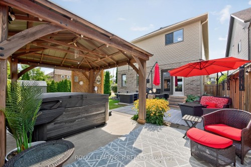 2 Irwin Crescent, New Tecumseth, ON - Outdoor With Deck Patio Veranda With Exterior