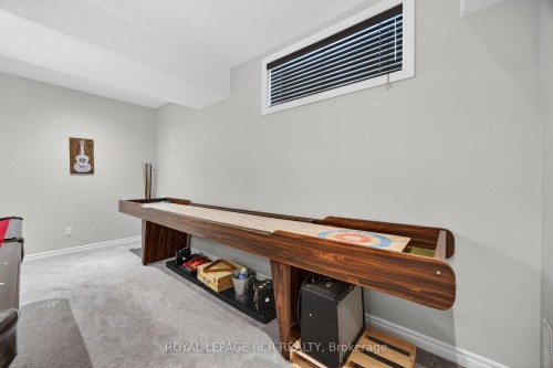 2 Irwin Crescent, New Tecumseth, ON - Indoor Photo Showing Other Room