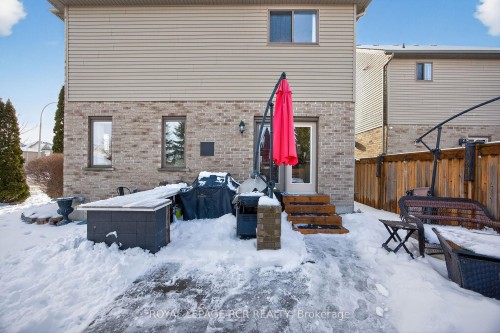 2 Irwin Crescent, New Tecumseth, ON - Outdoor With Exterior