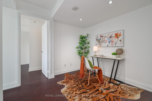 502-3520 Danforth Avenue, Toronto, ON - Indoor