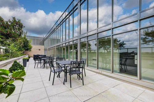 502-3520 Danforth Avenue, Toronto, ON - Outdoor