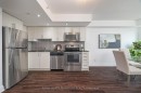 502-3520 Danforth Avenue, Toronto, ON  - Indoor Photo Showing Kitchen With Stainless Steel Kitchen With Upgraded Kitchen 