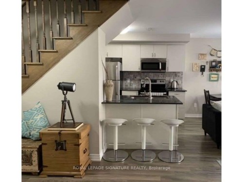 36 Daylily Lane, Kitchener, ON - Indoor Photo Showing Kitchen