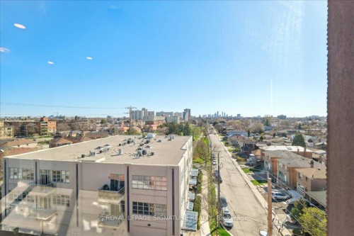 701-2433 Dufferin Street, Toronto, ON - Outdoor With View