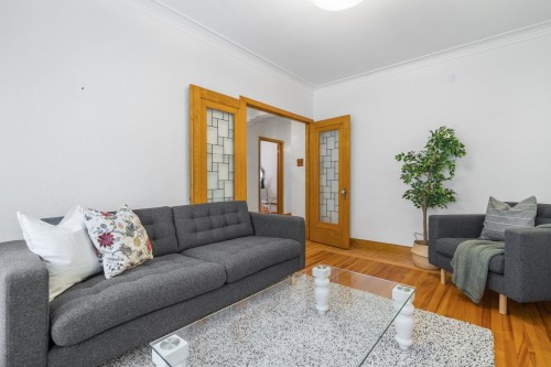 Living Room - 571 Av. De La Salle, Montréal (Mercier/Hochelaga-Maisonneuve), QC - Indoor Photo Showing Living Room