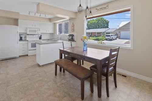 1508 Scott Street, Creston, BC - Indoor