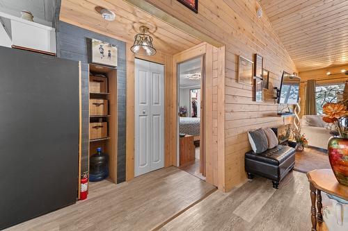 5807 Birch Avenue, Kitchener, BC 