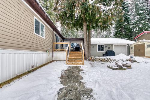 5807 Birch Avenue, Kitchener, BC 