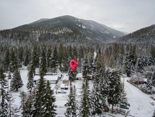 5807 Birch Avenue, Kitchener, BC 