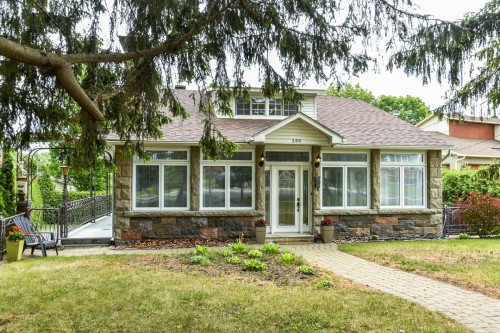 Façade - 500 Ch. De La Rabastalière E., Saint-Bruno-De-Montarville, QC - Outdoor With Facade