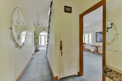 Corridor - 500 Ch. De La Rabastalière E., Saint-Bruno-De-Montarville, QC - Indoor Photo Showing Other Room