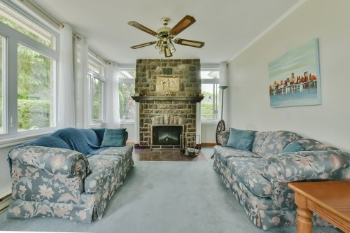 Salon - 500 Ch. De La Rabastalière E., Saint-Bruno-De-Montarville, QC - Indoor Photo Showing Living Room With Fireplace