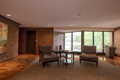 808-255 Wellington Cr, Winnipeg, MB 