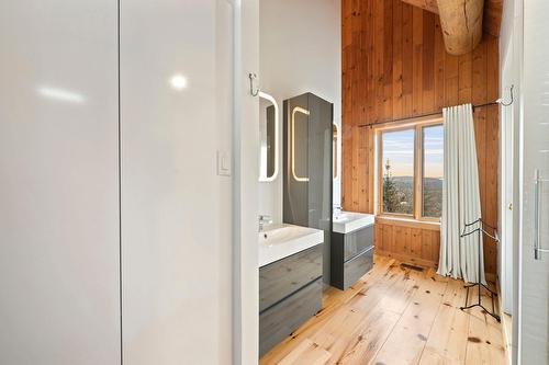 Salle de bains attenante à la CCP - 365 Ch. Martin-Prévost, Sainte-Béatrix, QC - Indoor Photo Showing Bathroom