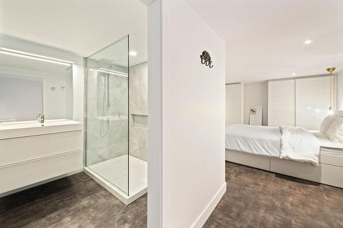 Vue d'ensemble - 365 Ch. Martin-Prévost, Sainte-Béatrix, QC - Indoor Photo Showing Bathroom