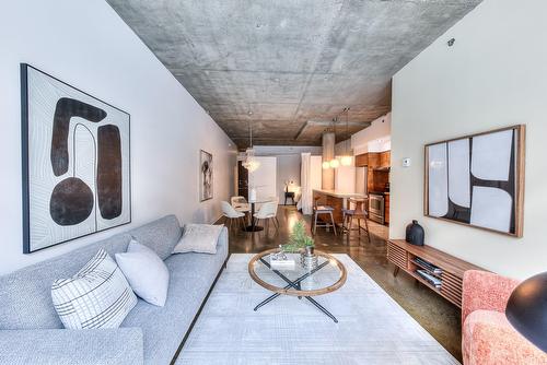 Bedroom - 117-55 Rue Molière, Montréal (Villeray/Saint-Michel/Parc-Extension), QC - Indoor Photo Showing Other Room