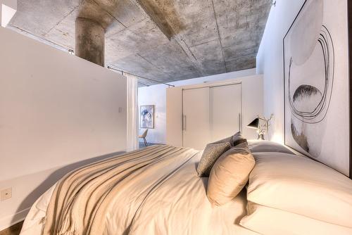 Interior - 117-55 Rue Molière, Montréal (Villeray/Saint-Michel/Parc-Extension), QC - Indoor Photo Showing Other Room