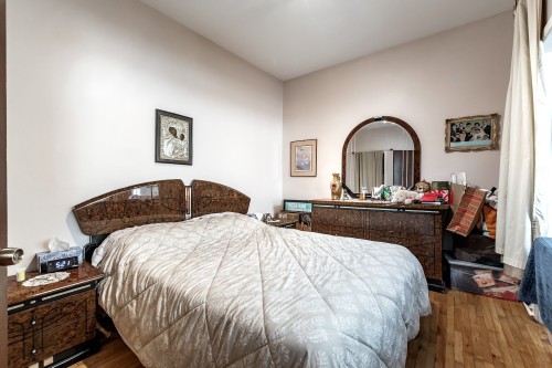 Chambre à coucher - 7461 Av. De L'Épée, Montréal (Villeray/Saint-Michel/Parc-Extension), QC - Indoor Photo Showing Bedroom
