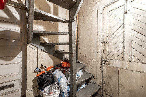 Escalier - 7461 Av. De L'Épée, Montréal (Villeray/Saint-Michel/Parc-Extension), QC - Indoor