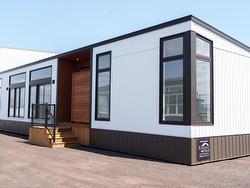 17 MYRTLE Street  Stratford, PE C1B 1P4