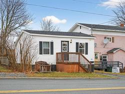 526 Main Street  Sydney Mines, NS B1V 2K6