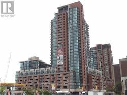 808 - 830 LAWRENCE AVENUE W  Toronto, ON M6A 1C3