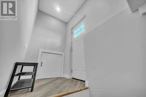 80 Mcanulty Boulevard, Hamilton, ON - Indoor Photo Showing Other Room