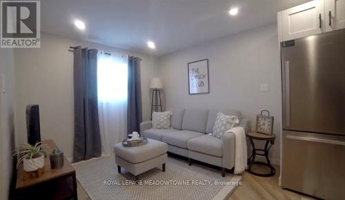 80 Mcanulty Boulevard, Hamilton, ON - Indoor Photo Showing Other Room