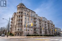 312 - 3085 BLOOR STREET W  Toronto, ON M8X 1C9