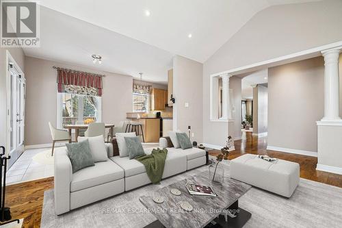 2428 Salcome Drive, Oakville, ON - Indoor Photo Showing Living Room