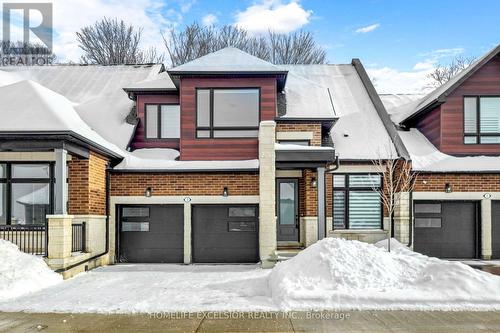 3 VERN ROBERTSON GATE  Uxbridge, ON L9P 0R9