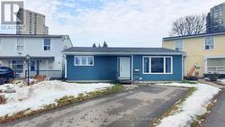 87 HUNTINGWOOD CRESCENT  Brampton, ON L6S 1S5