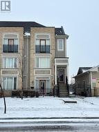 97 - 60 FAIRWOOD CIRCLE  Brampton, ON L6R 0Y6