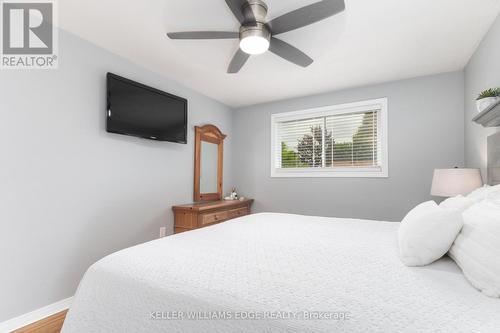 63 Lionsgate Avenue, Hamilton, ON - Indoor Photo Showing Bedroom