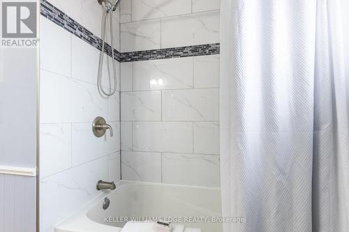 63 Lionsgate Avenue, Hamilton, ON - Indoor Photo Showing Bathroom