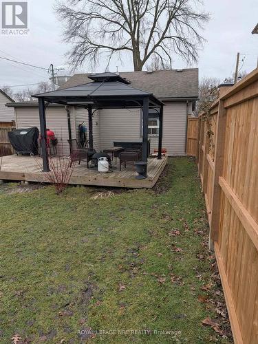 6 Nelles Road N, Welland (Lincoln/Crowland), ON - Outdoor With Deck Patio Veranda