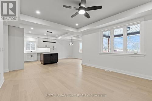 Open design - living room, dining area and kitchen - 4705 Lee Avenue, Niagara Falls (Ascot), ON - Indoor Photo Showing Kitchen