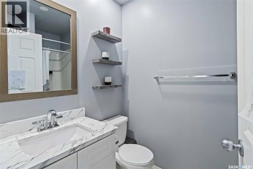 506 Kucey Crescent, Saskatoon, SK - Indoor Photo Showing Bathroom